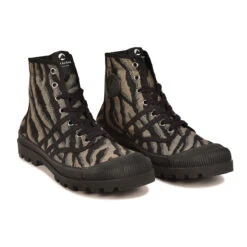 Pataugas AUTHENTIQUE M/TZ F4H KAKI -Pataugas Soldes 628185 554 OG M TZ F4H KAKI 3WEB